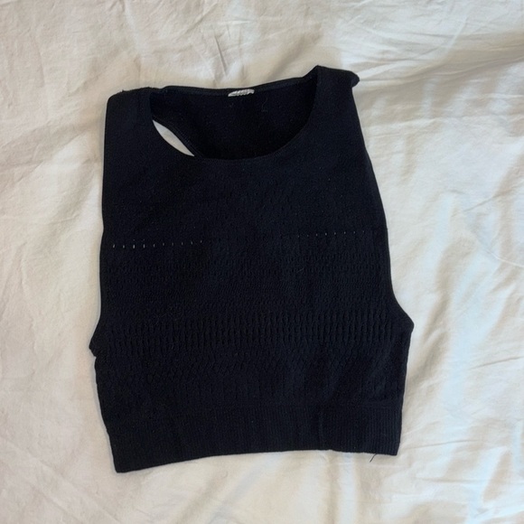 fabletics breathable bra - Picture 1 of 3